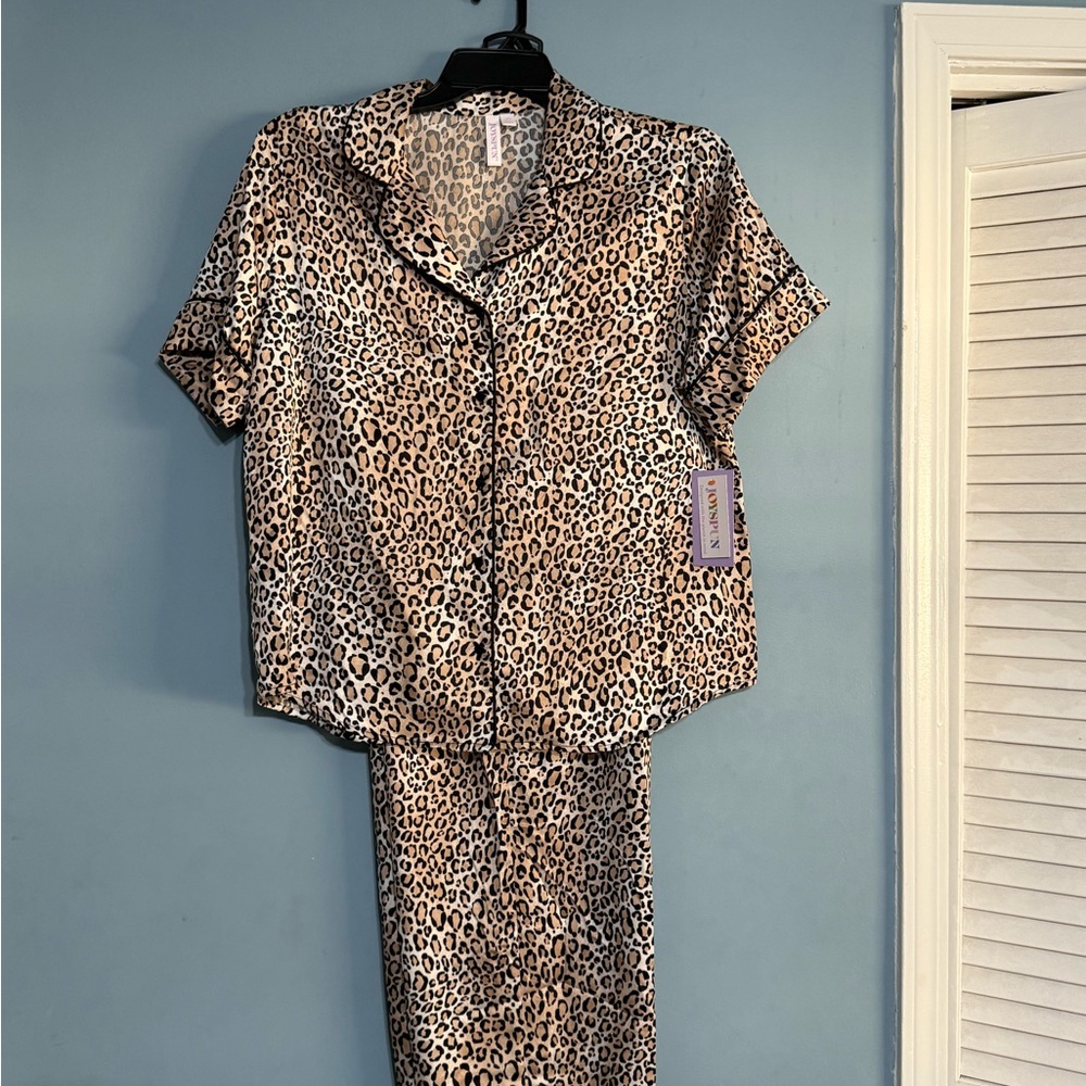 SELLING JOYSPUN PAJAMAS FOR WOMEN SIZE XL NWT SHORT SLEEVE - Picture 12 of 13
